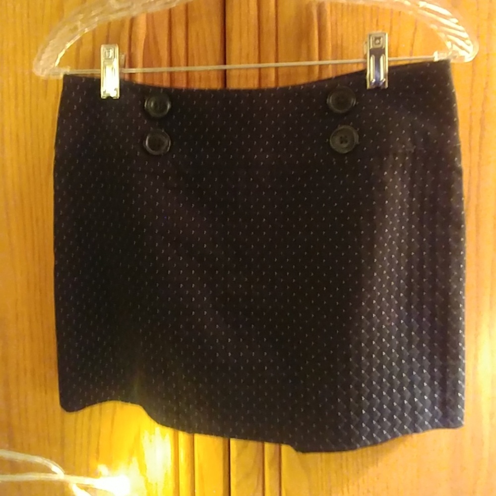 Express mini skirt!
